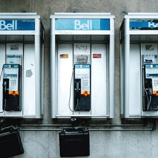 Gray phonebooths, illustrating botnets using voice networks