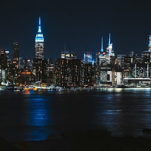 A city skyline at night, illustrating cloud computing market growth to 2020