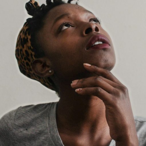 Woman in gray top, illustrating the arrival of cloud thinking