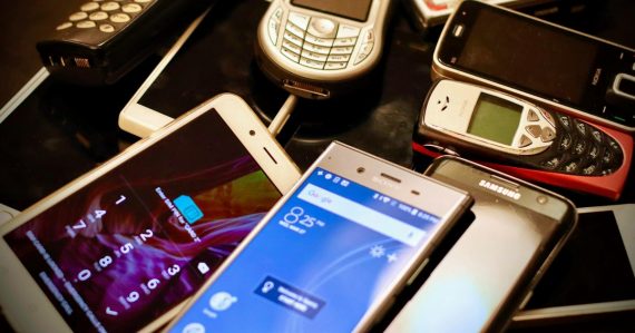 Assorted color mobile phones, illustrating risks of IT consumerization