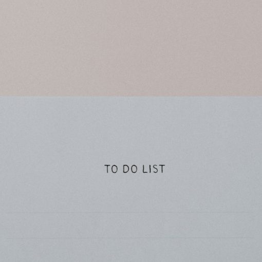A piece of paper with the words to do list on it, illustrating midmarket CIO cloud priorities