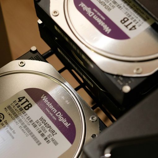 Two hard drives stacked on top of each other, illustrating storage as the weak spot of virtualization